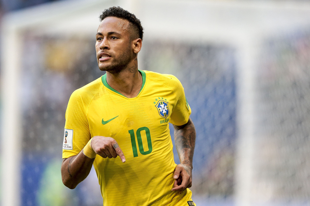 球员因伤缺 球员因伤缺