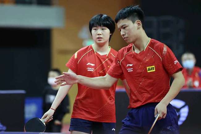 争激烈的球 争激烈的球