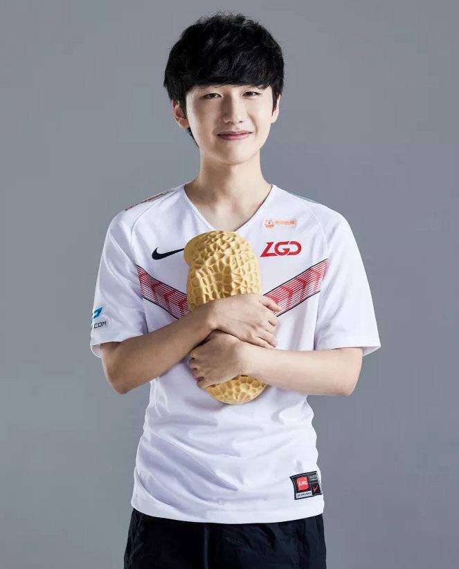 育代表队正 育代表队正